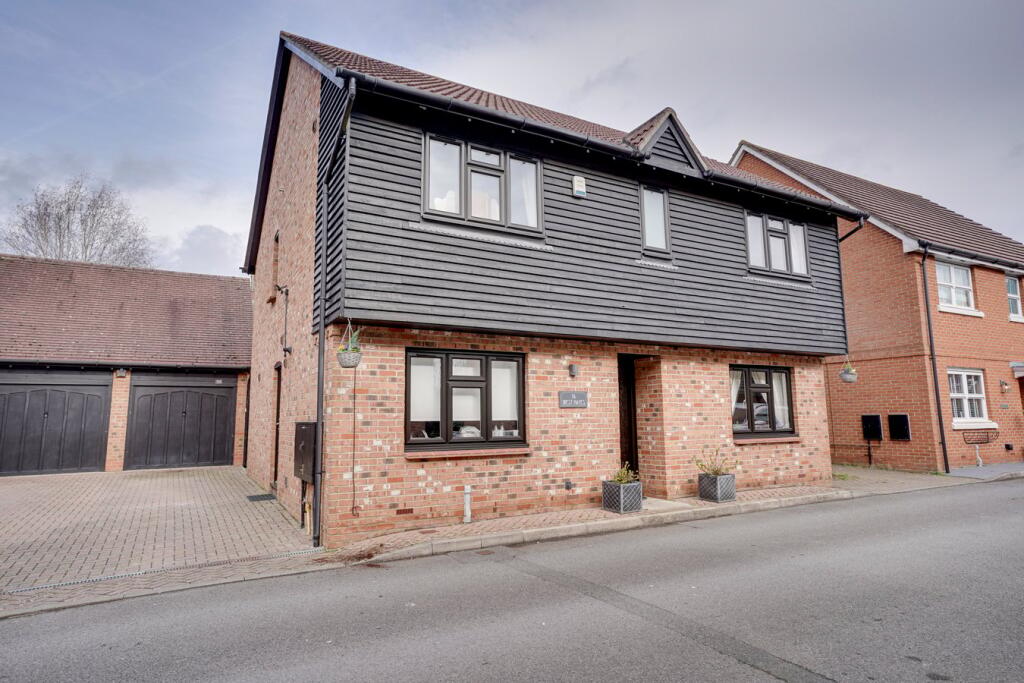4 bed Detached for rent in Hatfield Heath. From Wright & Co - Sawbridgeworth