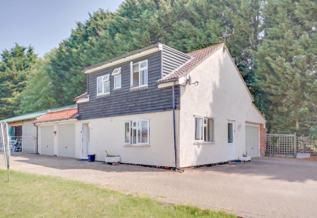 3 bed Detached for rent in Bishop's Stortford. From Wright & Co - Sawbridgeworth