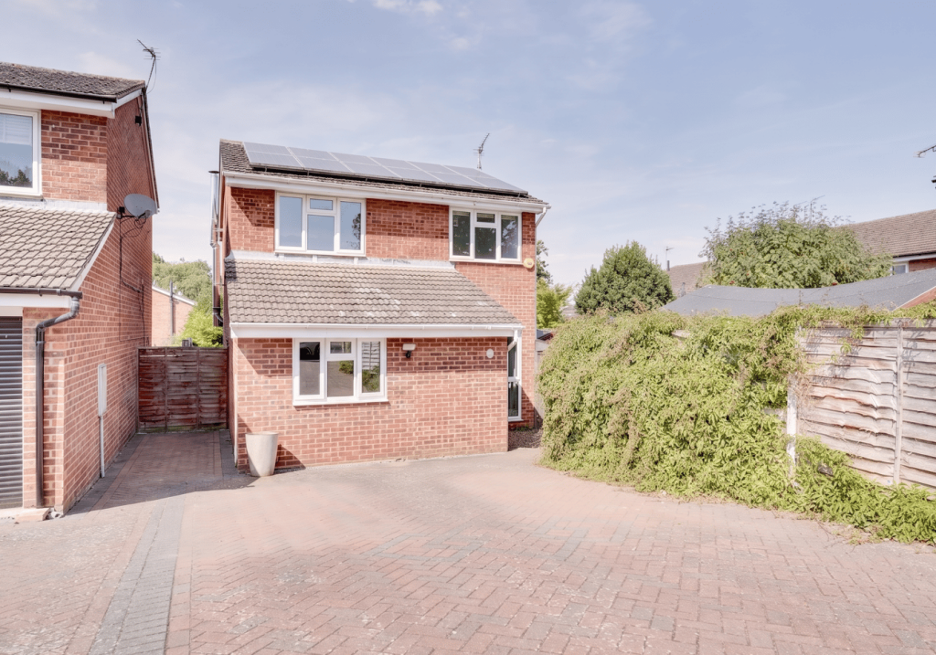 3 bed Detached for rent in Bishop's Stortford. From Wright & Co - Sawbridgeworth