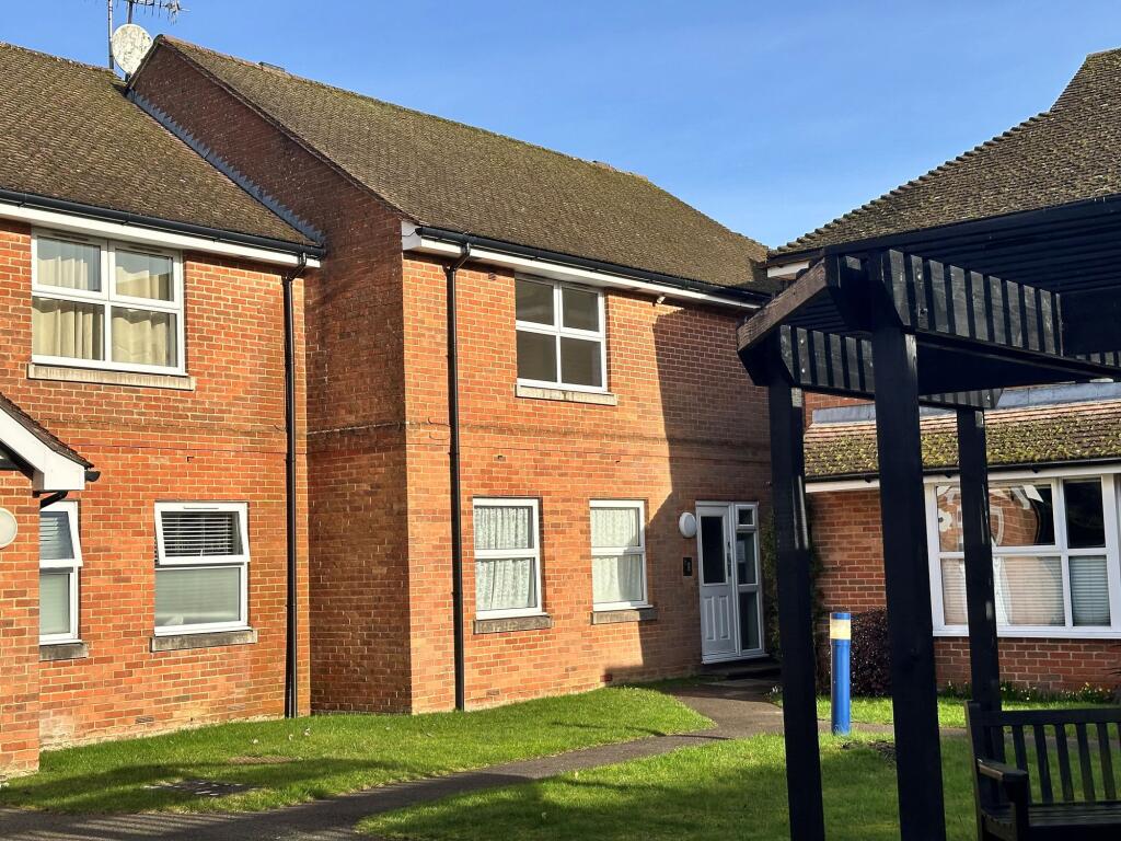 1 bed 1st Floor Flat for rent in Downley. From Wye Residential - High Wycombe