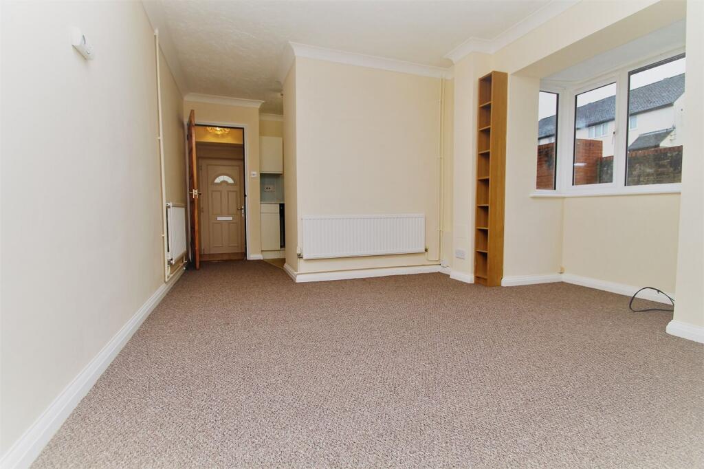 1 bed Detached for rent in Downley. From Wye Residential - High Wycombe
