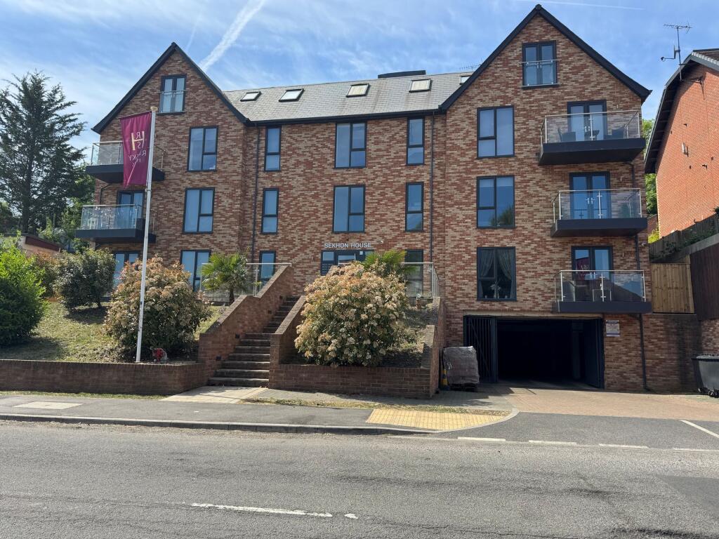 1 bed 1st Floor Flat for rent in High Wycombe. From Wye Residential - High Wycombe