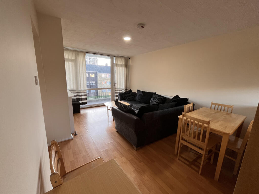 3 bed 1st Floor Flat for rent in London. From Your City Property - London