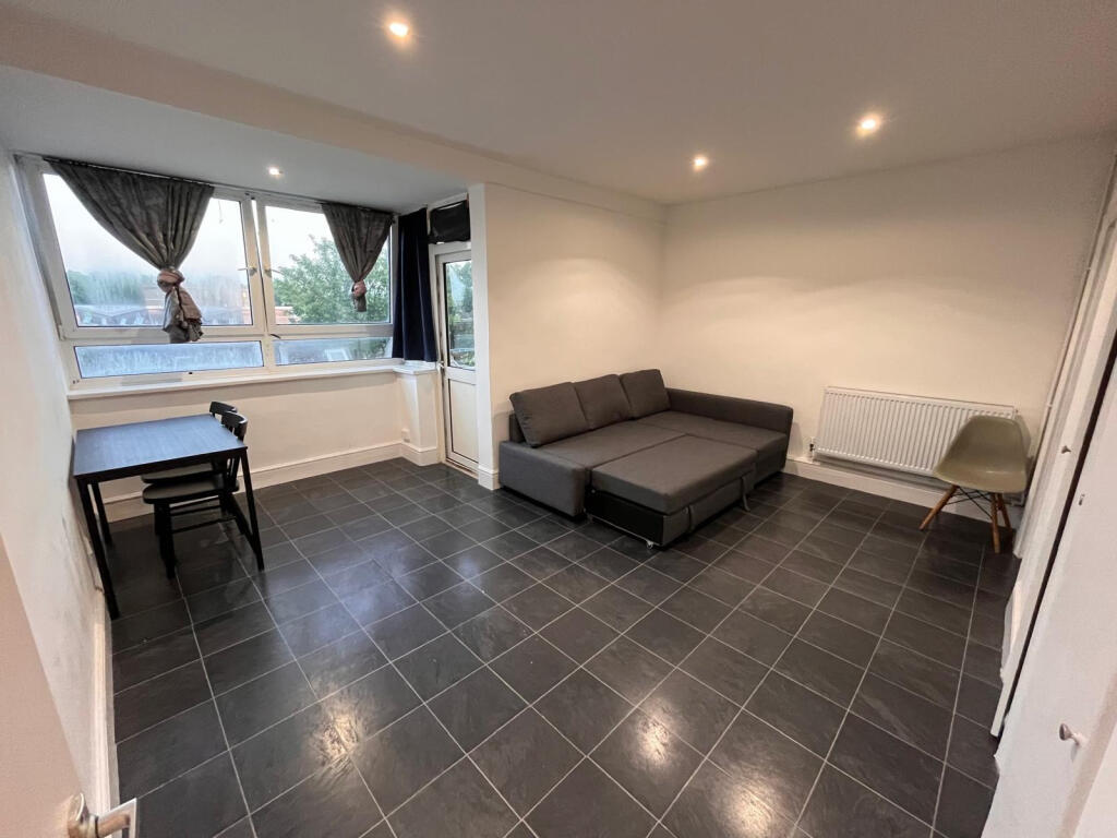 4 bed Studio for rent in London. From Your City Property - London