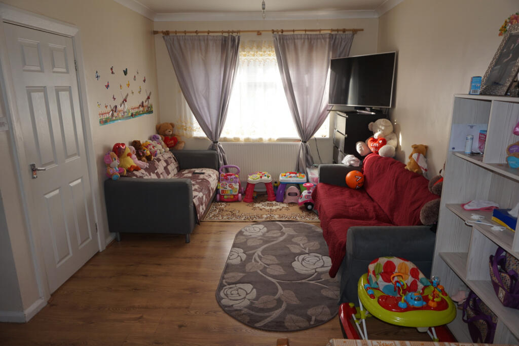 4 bed Mid Terraced House for rent in London. From Your City Property - London