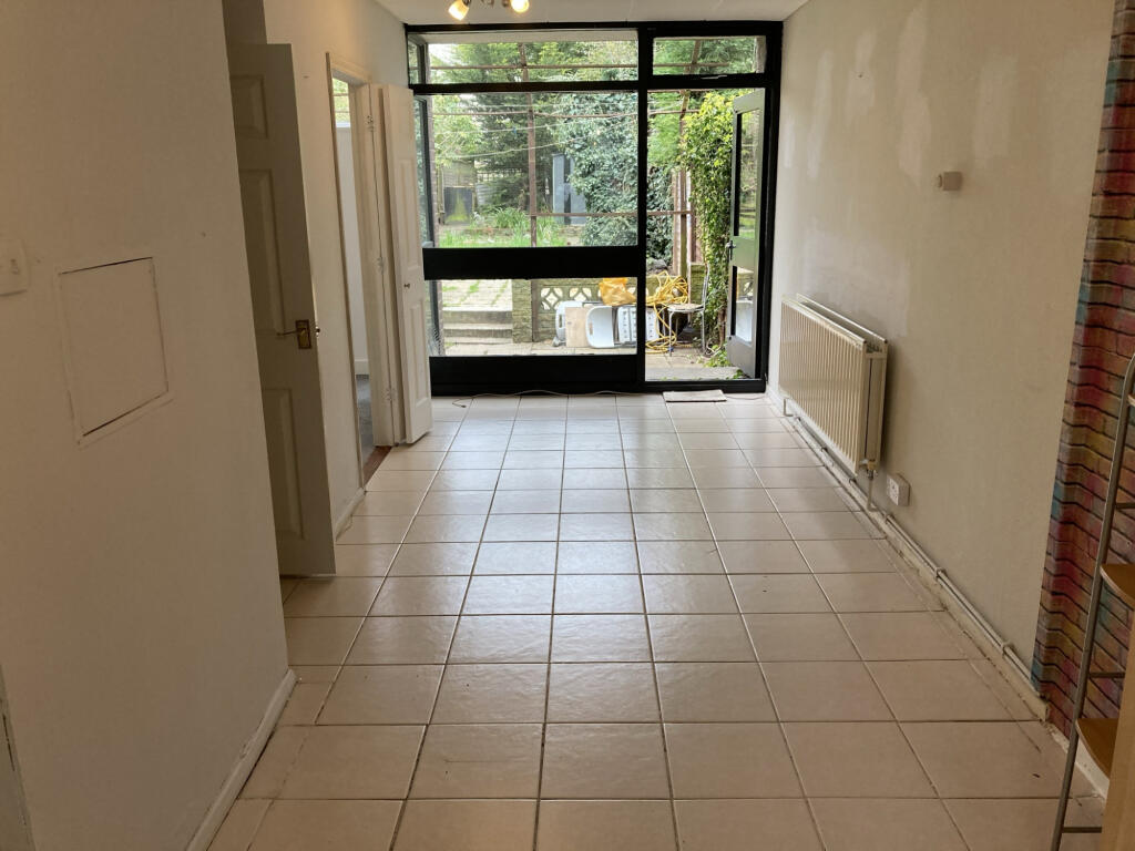 3 bed Mid Terraced House for rent in Woolwich. From Your City Property - London 3 bed Mid Terraced House for rent in Woolwich. From Your City Property - London