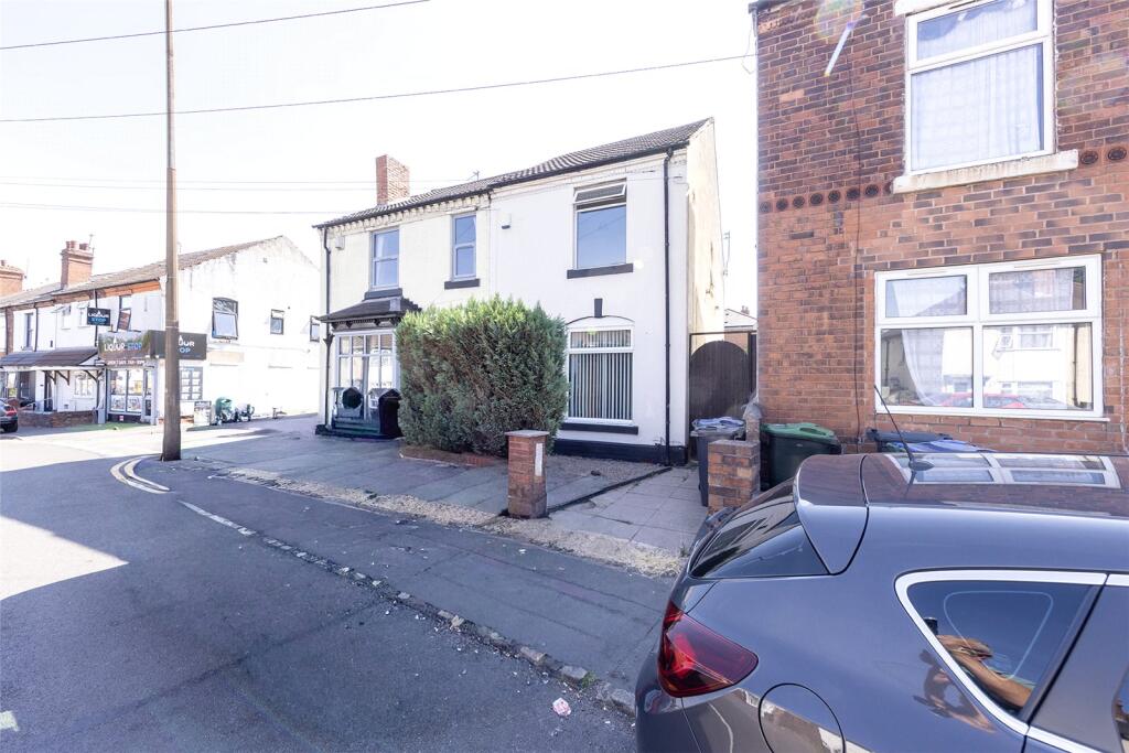 2 bed Semi Detached for rent in Oldbury. From Tom Giles & Co - Oldbury 2 bed Semi Detached for rent in Oldbury. From Tom Giles & Co - Oldbury