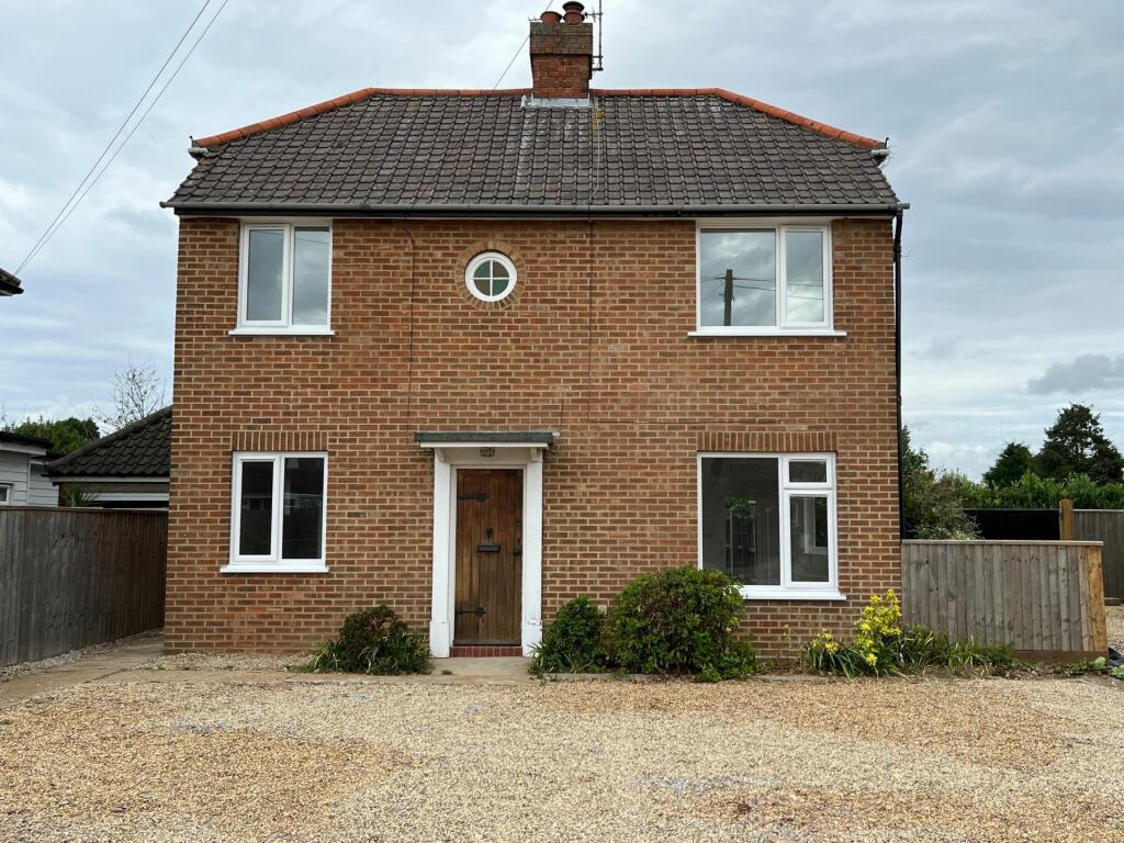 3 bed Detached for rent in Felixstowe. From Vikings Estate Agents - Felixstowe 3 bed Detached for rent in Felixstowe. From Vikings Estate Agents - Felixstowe