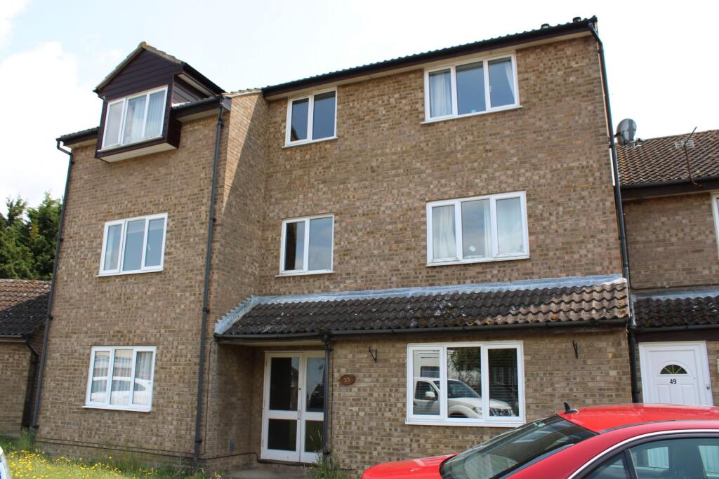 2 bed 1st Floor Flat for rent in Trimley St Martin. From Vikings Estate Agents - Felixstowe