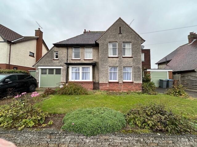 3 bed 1st Floor Flat for rent in Felixstowe. From Vikings Estate Agents - Felixstowe 3 bed 1st Floor Flat for rent in Felixstowe. From Vikings Estate Agents - Felixstowe