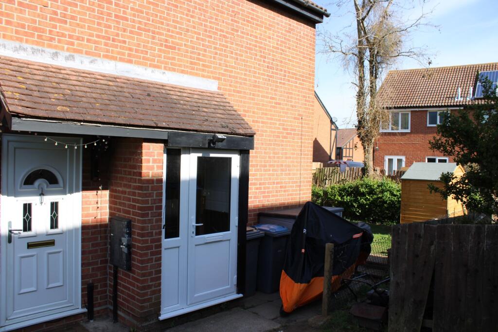 1 bed Detached for rent in Trimley St Mary. From Vikings Estate Agents - Felixstowe