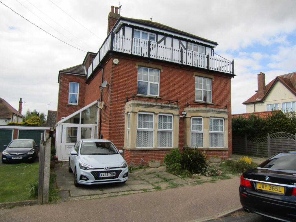 2 bed 1st Floor Flat for rent in Felixstowe. From Vikings Estate Agents - Felixstowe 2 bed 1st Floor Flat for rent in Felixstowe. From Vikings Estate Agents - Felixstowe