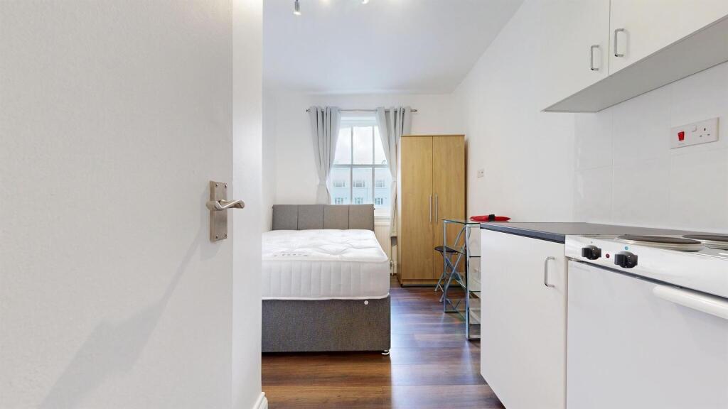 4 bed Studio for rent in Paddington. From Foundation Estates 4 bed Studio for rent in Paddington. From Foundation Estates