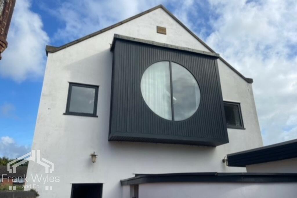 3 bed 1st Floor Flat for rent in Moss Side. From Frank Wyles and Co - Lytham Saint Annes 3 bed 1st Floor Flat for rent in Moss Side. From Frank Wyles and Co - Lytham Saint Annes