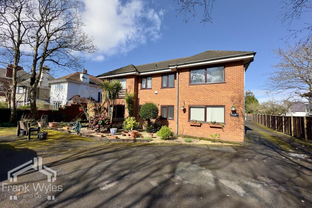 2 bed Apartment for rent in Lytham St Anne's. From Frank Wyles and Co - Lytham Saint Annes