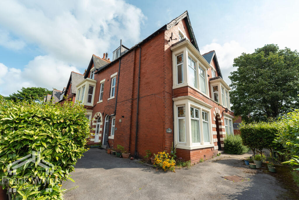 1 bed 1st Floor Flat for rent in Moss Side. From Frank Wyles and Co - Lytham Saint Annes