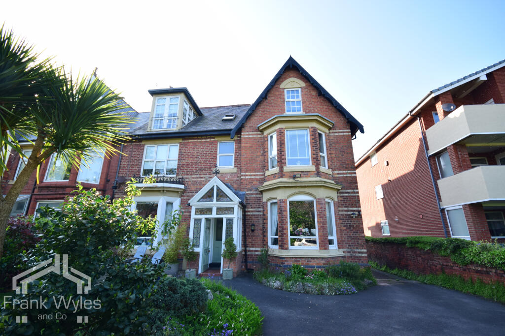 1 bed 1st Floor Flat for rent in Lytham St Anne's. From Frank Wyles and Co - Lytham Saint Annes