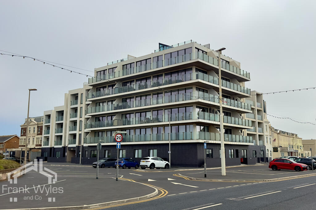 2 bed 1st Floor Flat for rent in Lytham St Anne's. From Frank Wyles and Co - Lytham Saint Annes 2 bed 1st Floor Flat for rent in Lytham St Anne's. From Frank Wyles and Co - Lytham Saint Annes