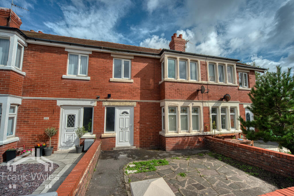 3 bed Detached for rent in Lytham St Anne's. From Frank Wyles and Co - Lytham Saint Annes 3 bed Detached for rent in Lytham St Anne's. From Frank Wyles and Co - Lytham Saint Annes