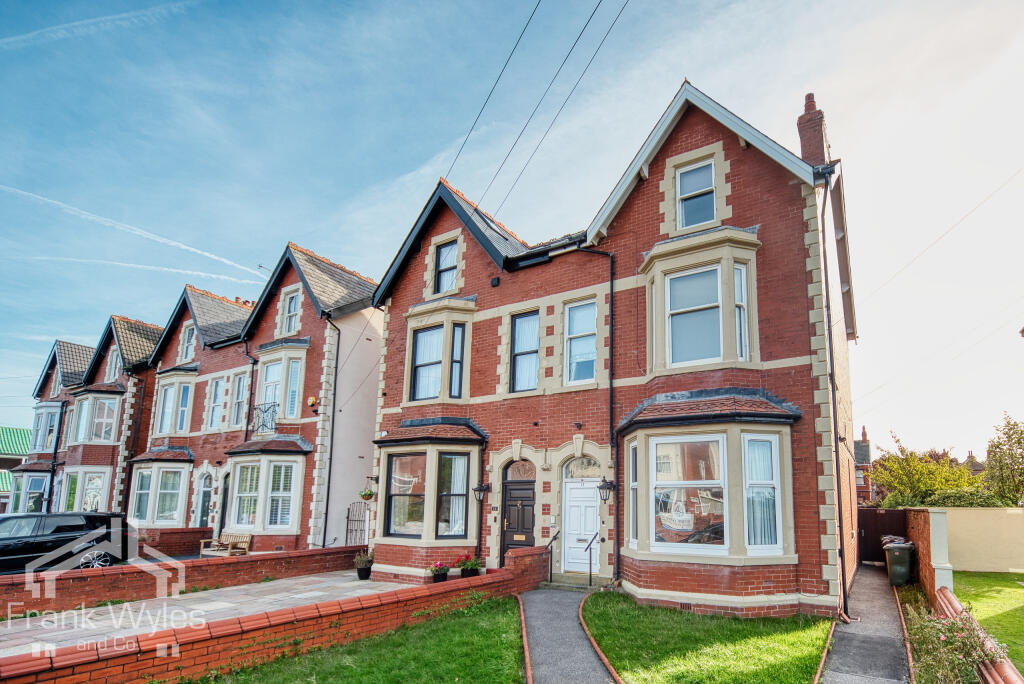2 bed 1st Floor Flat for rent in Lytham St Anne's. From Frank Wyles and Co - Lytham Saint Annes