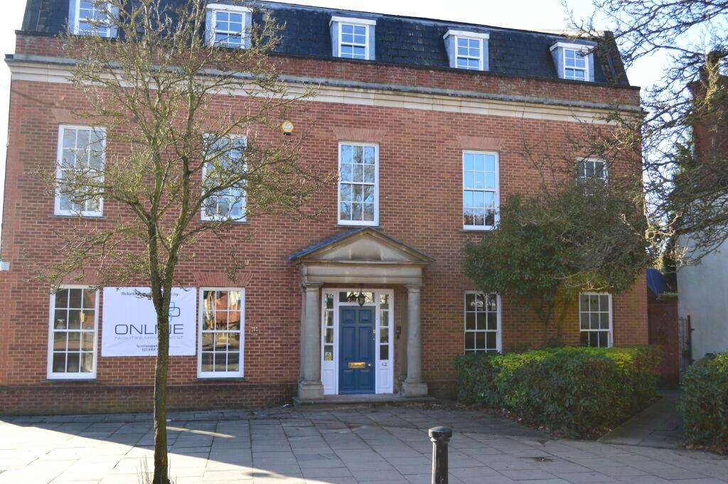 1 bed 1st Floor Flat for rent in Wokingham. From Northwood - Wokingham