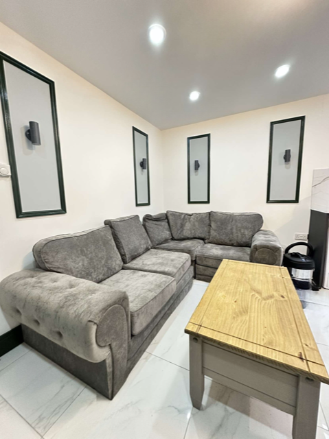 6 bed Mid Terraced House for rent in Birmingham. From Prestige Properties - Birmingham