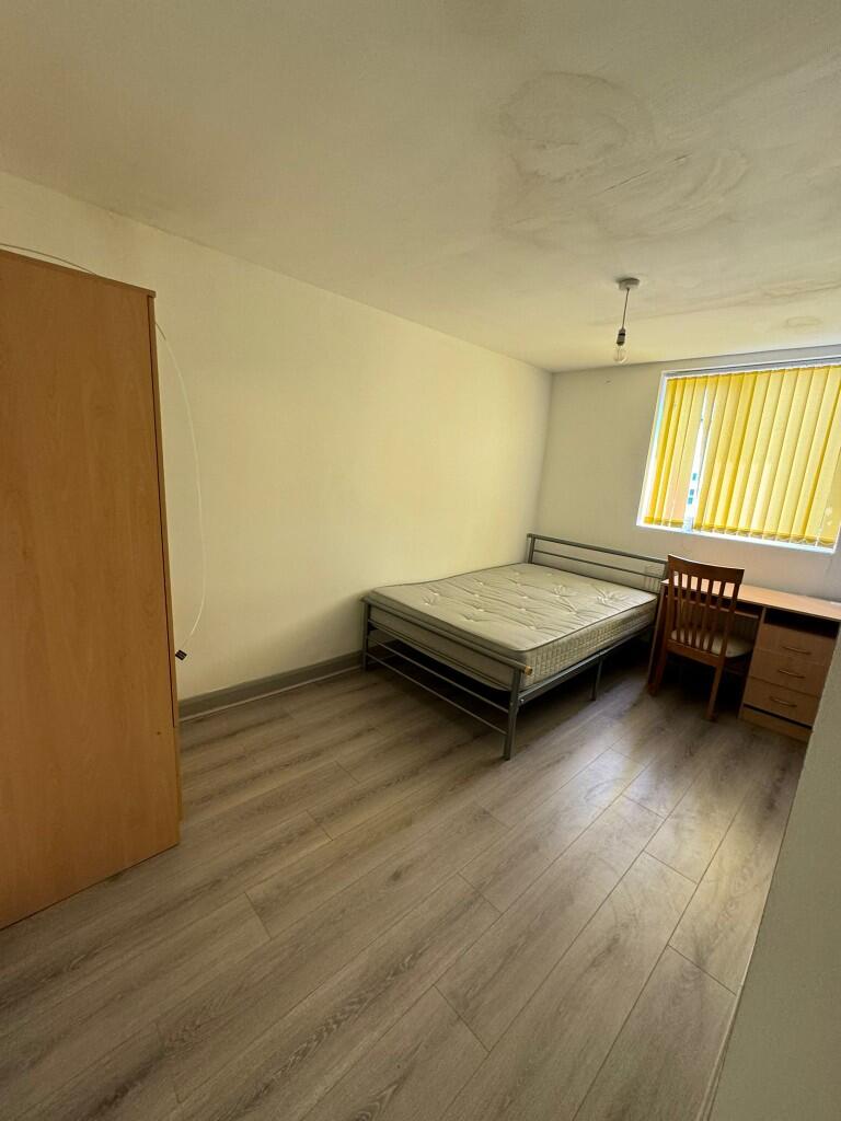 9 bed Semi Detached for rent in Birmingham. From Prestige Properties - Birmingham