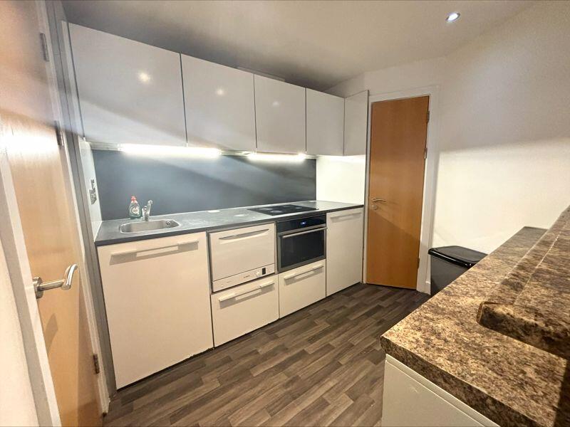 2 bed 1st Floor Flat for rent in Bristol. From HPG - Bristol