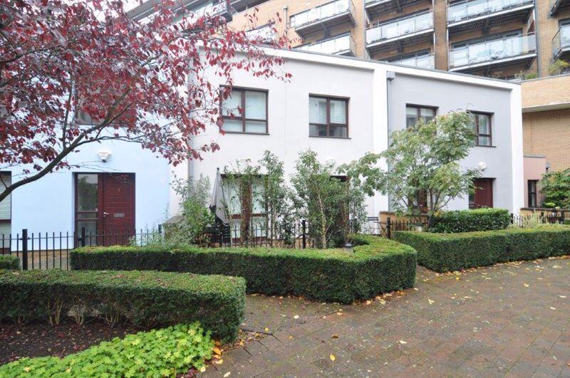 2 bed Mid Terraced House for rent in Bristol. From HPG - Bristol