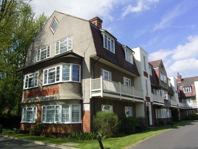 2 bed 1st Floor Flat for rent in Hornchurch. From Alternative Property Services