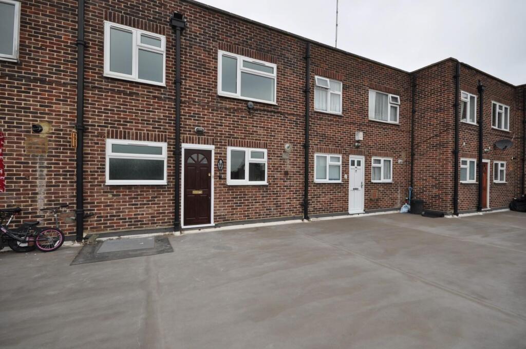3 bed Annexe for rent in Hornchurch. From Alternative Property Services