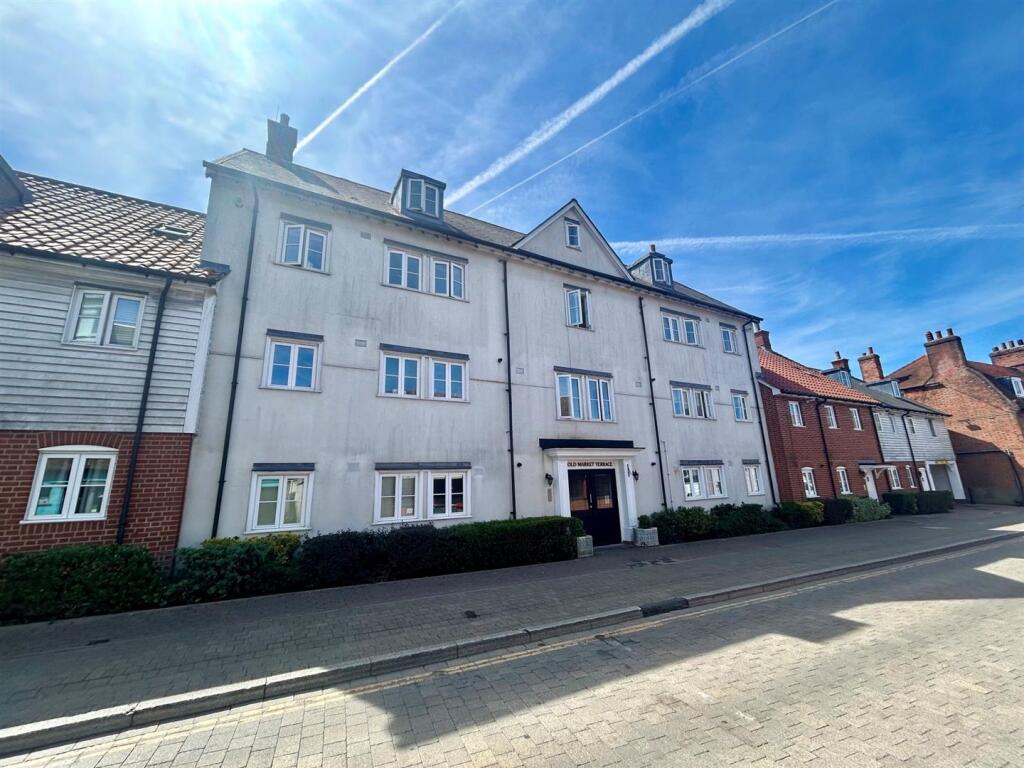 2 bed 1st Floor Flat for rent in South Weald. From Alternative Property Services
