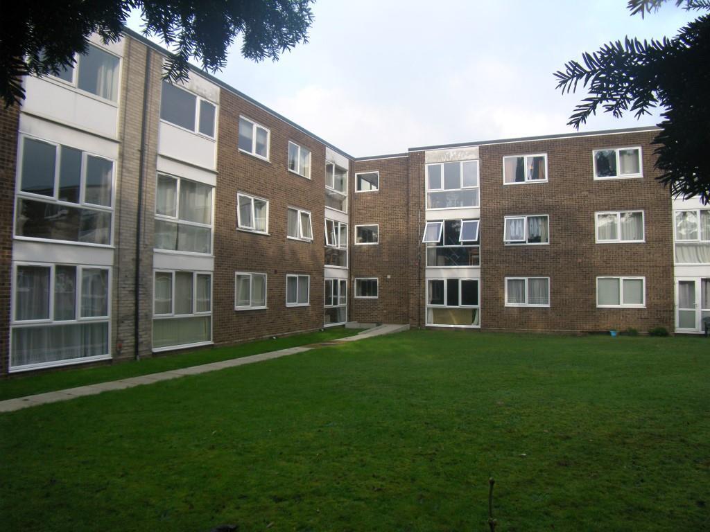 1 bed 1st Floor Flat for rent in Hornchurch. From Alternative Property Services 1 bed 1st Floor Flat for rent in Hornchurch. From Alternative Property Services
