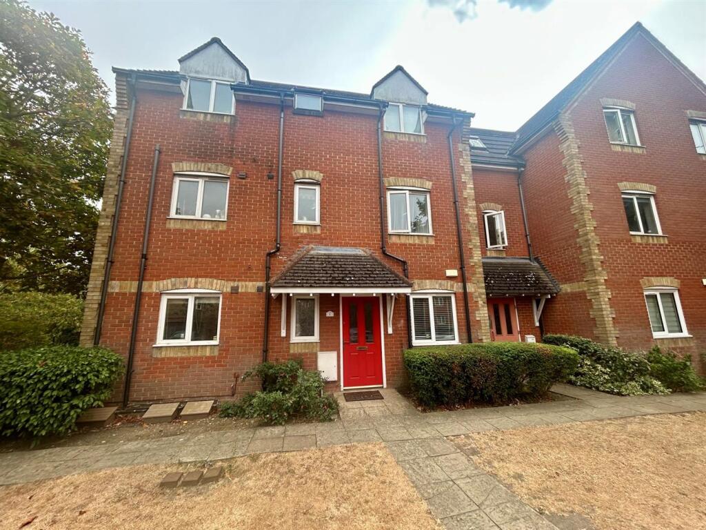 2 bed 1st Floor Flat for rent in Dagenham. From Alternative Property Services 2 bed 1st Floor Flat for rent in Dagenham. From Alternative Property Services