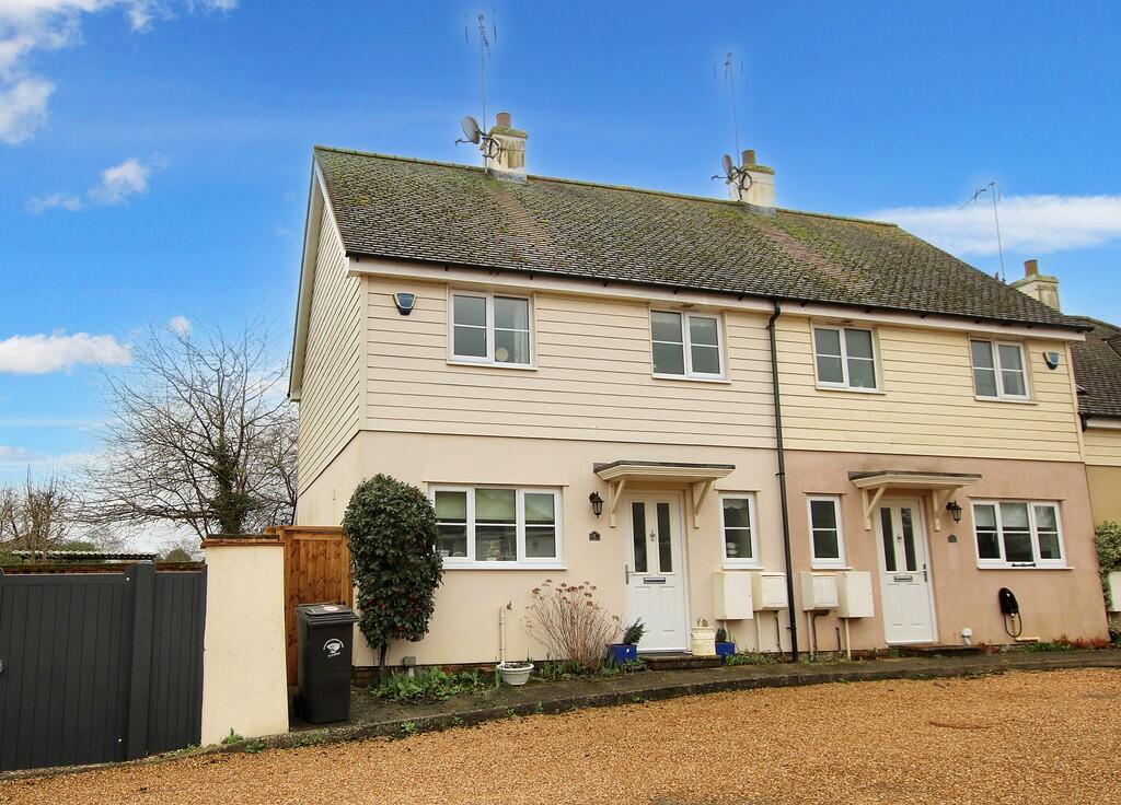 3 bed End of Terrace for rent in Great Dunmow. From James & Co - Great Dunmow 3 bed End of Terrace for rent in Great Dunmow. From James & Co - Great Dunmow