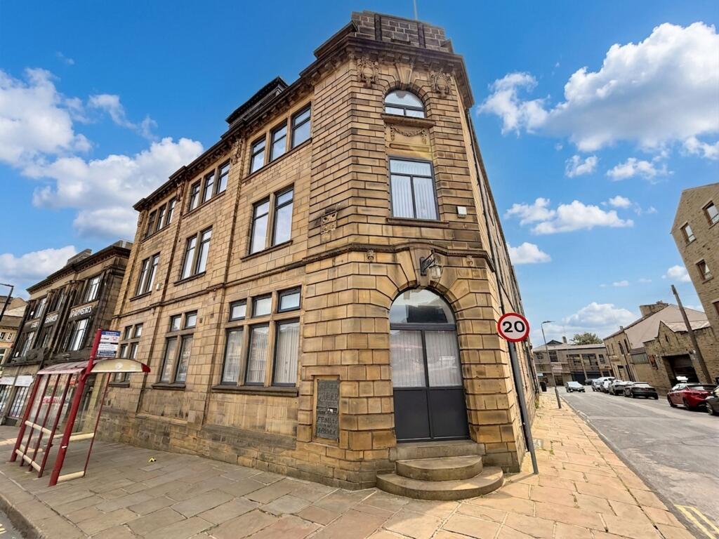 1 bed 1st Floor Flat for rent in Halifax. From Protheroe Property - Halifax