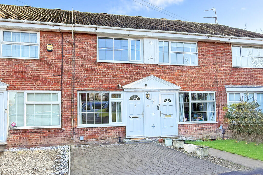 2 bed Mid Terraced House for rent in Harrogate. From Verity Frearson - Harrogate