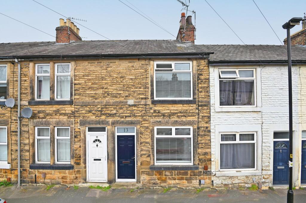 2 bed Mid Terraced House for rent in Harrogate. From Verity Frearson - Harrogate