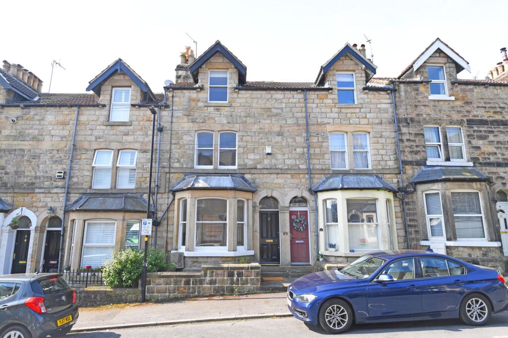 4 bed Mid Terraced House for rent in Harrogate. From Verity Frearson - Harrogate