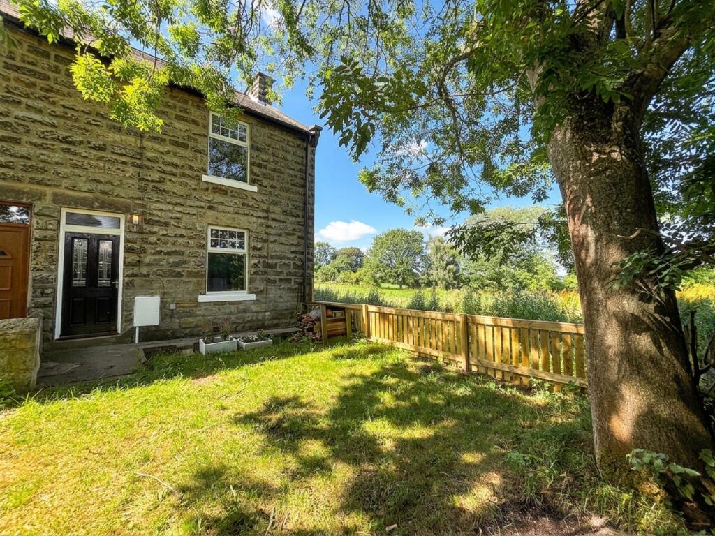 3 bed End of Terrace for rent in Pannal. From Verity Frearson - Harrogate