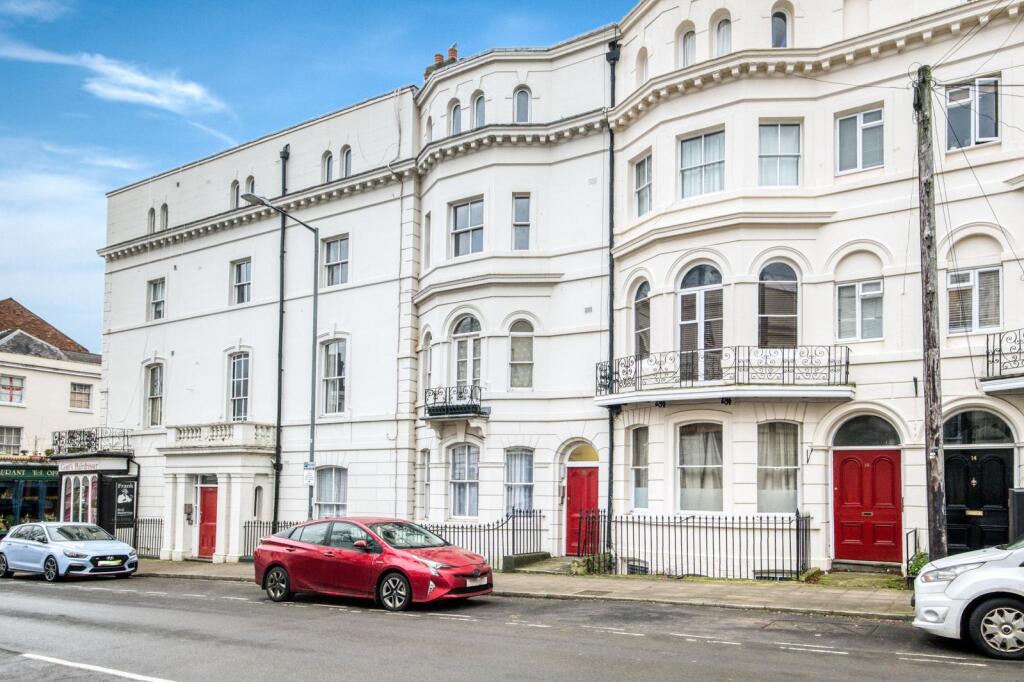 3 bed Apartment for rent in Royal Leamington Spa. From Tara & Co - Leamington Spa