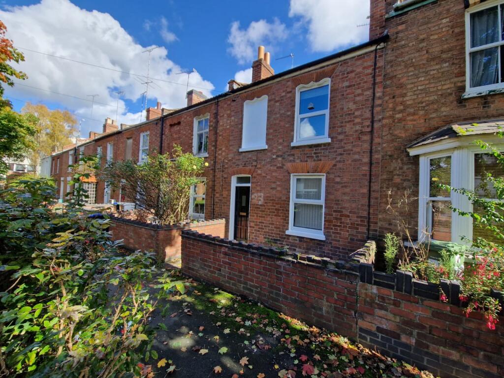 2 bed Mid Terraced House for rent in Whitnash. From Tara & Co - Leamington Spa