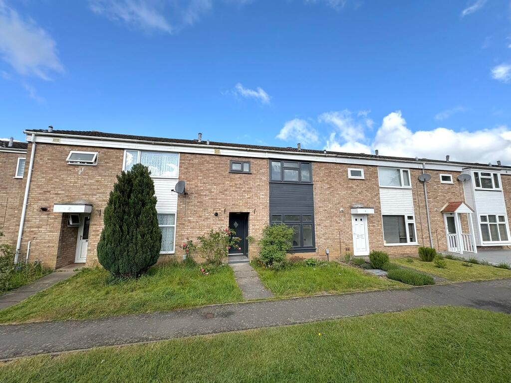 3 bed Mid Terraced House for rent in Radford Semele. From Tara & Co - Leamington Spa 3 bed Mid Terraced House for rent in Radford Semele. From Tara & Co - Leamington Spa