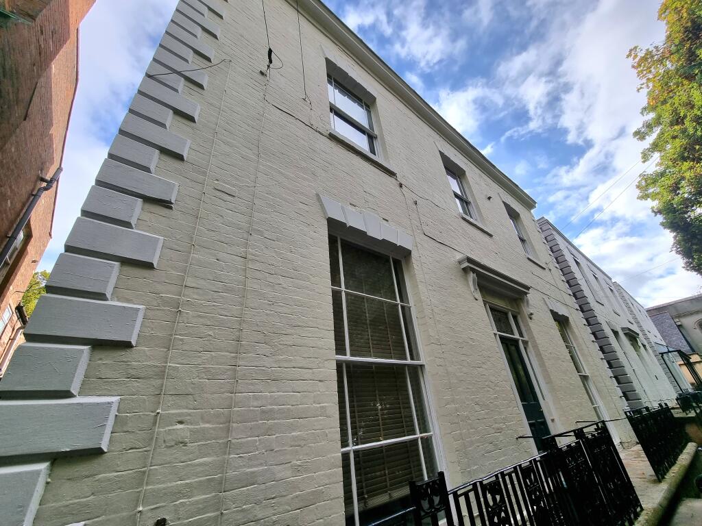 2 bed 1st Floor Flat for rent in Whitnash. From Tara & Co - Leamington Spa 2 bed 1st Floor Flat for rent in Whitnash. From Tara & Co - Leamington Spa