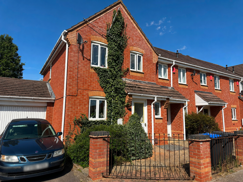 3 bed End of Terrace for rent in Warwick. From Tara & Co - Leamington Spa