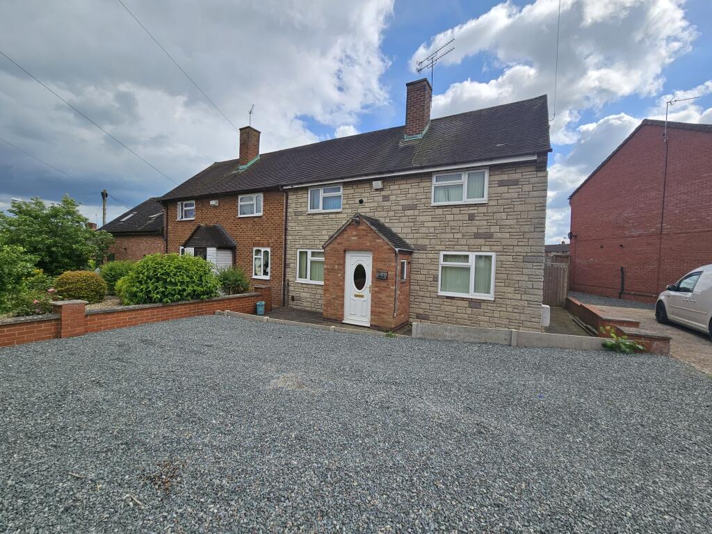 3 bed Semi Detached for rent in Southam. From Tara & Co - Leamington Spa 3 bed Semi Detached for rent in Southam. From Tara & Co - Leamington Spa