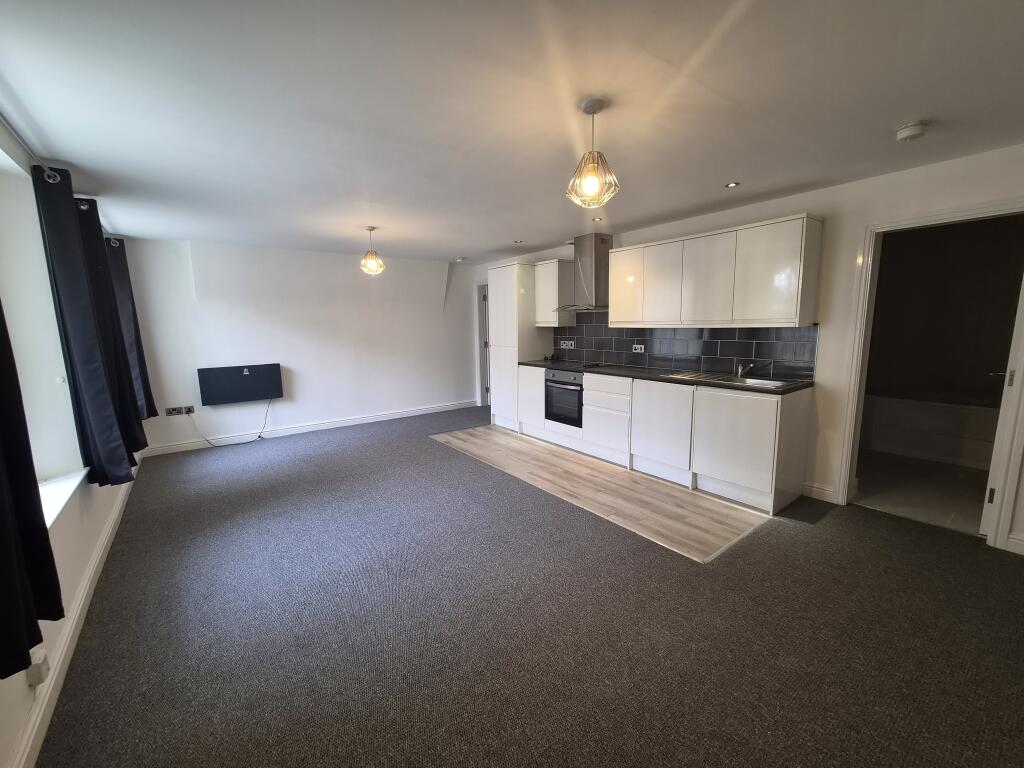 1 bed 1st Floor Flat for rent in Birkenhead. From Smith and Sons - Auctions