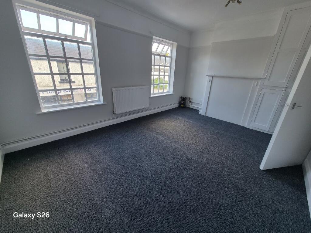 2 bed 1st Floor Flat for rent in Neston. From Smith and Sons - Auctions