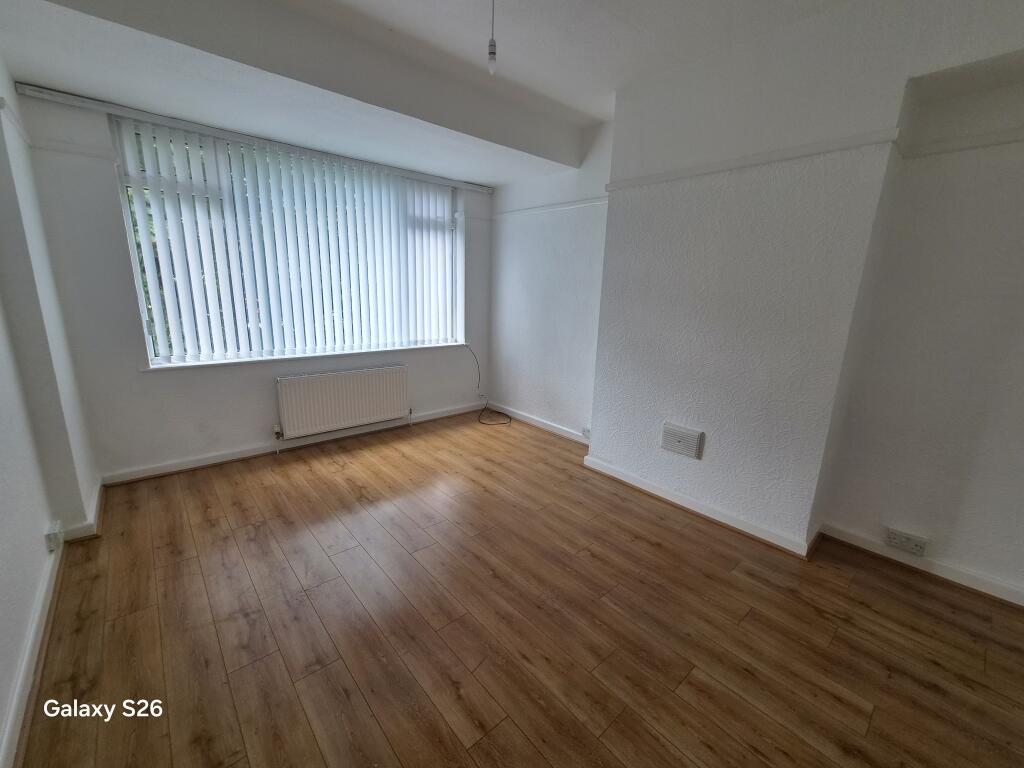 2 bed 1st Floor Flat for rent in Birkenhead. From Smith and Sons - Auctions