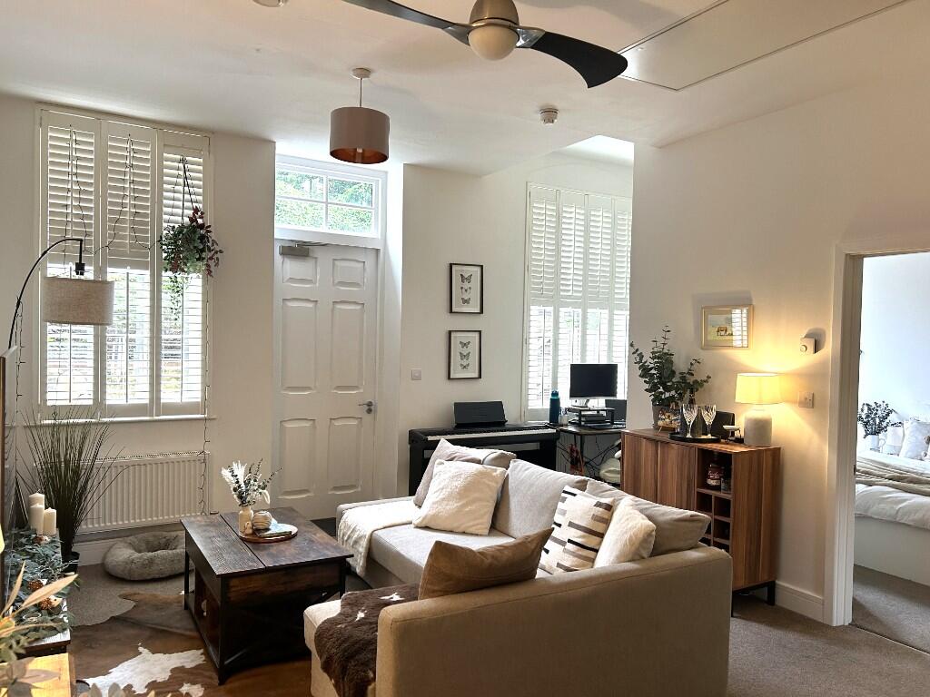 1 bed Apartment for rent in Upper Swainswick. From Vi-Lets.com - Bath